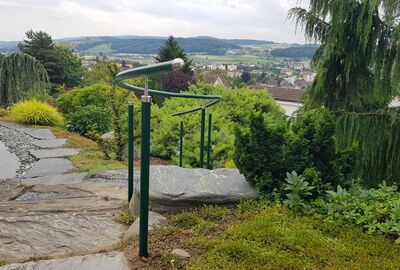 Flexo Geschwungener Handlauf im Garten