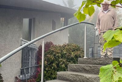 Filigraner Handlauf, passend zur selbst gebauten Treppe - Bernet «Flexo Handläufe»